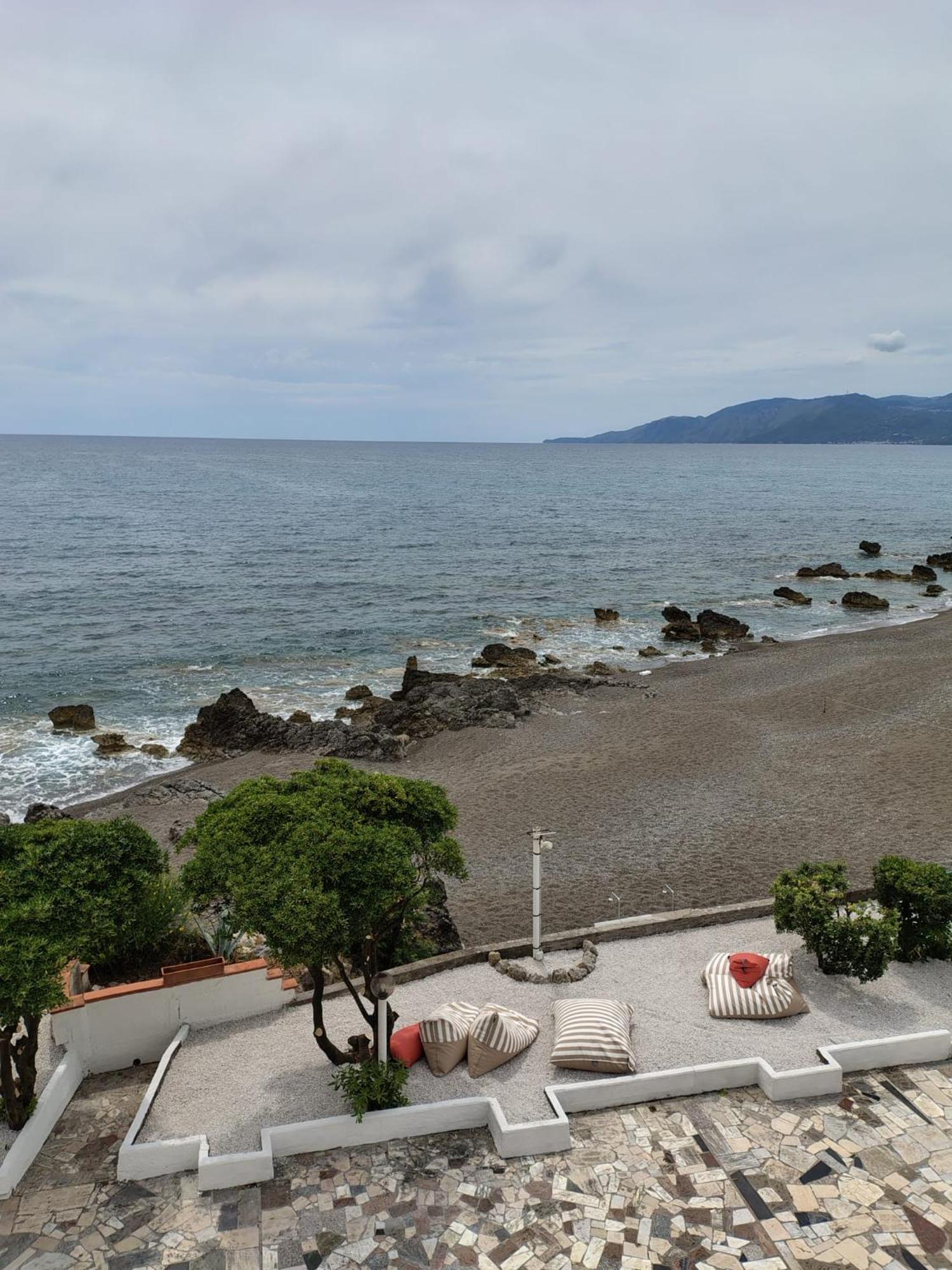 Hotel Mediterraneo ซาปรี ภายนอก รูปภาพ