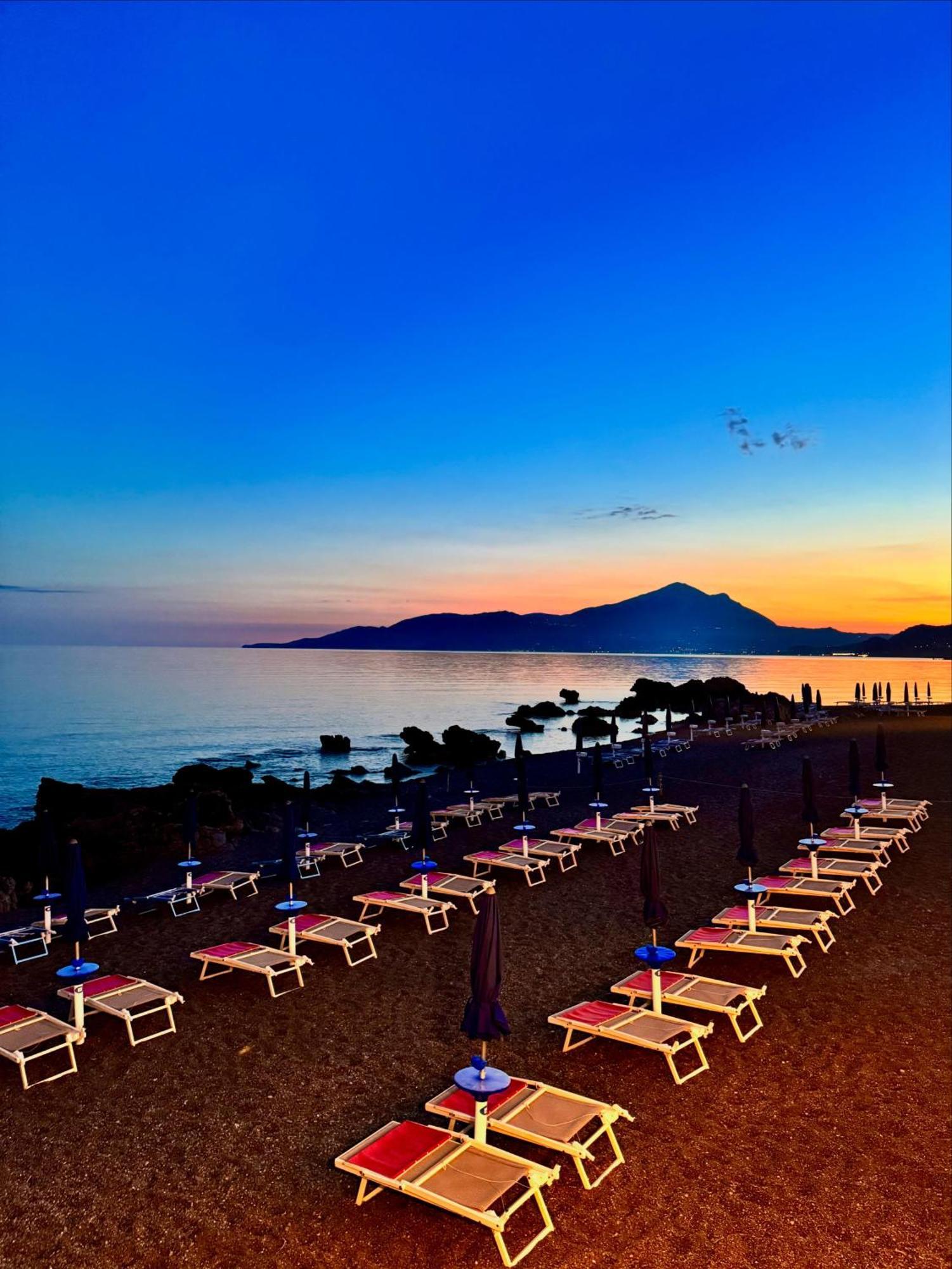 Hotel Mediterraneo ซาปรี ภายนอก รูปภาพ